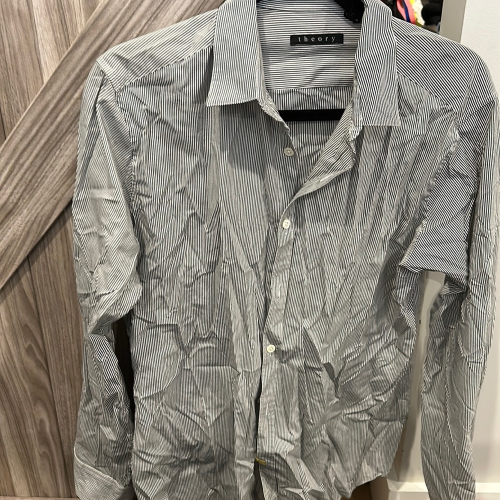 Men’s theory button down